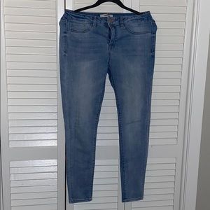 Women’s jeans
